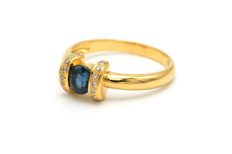 59 Années 70 - Bague en or jaune, saphir et diamants 58 Facettes 19774