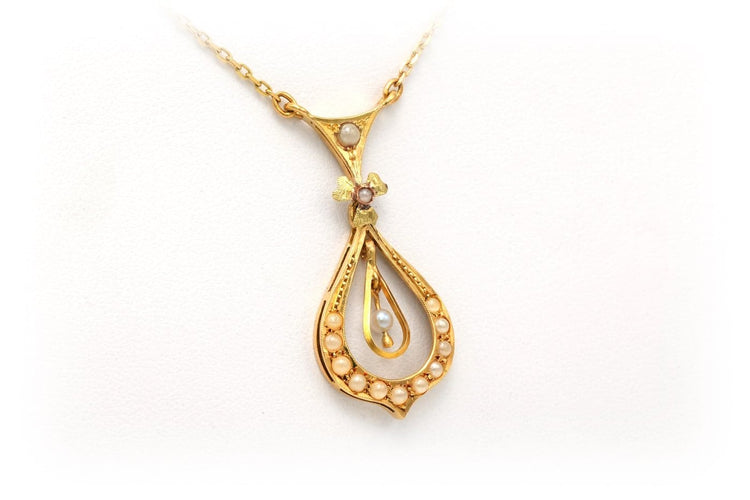 Art Nouveau - Collier en or jaune 18 carats et perles 58 Facettes B291
