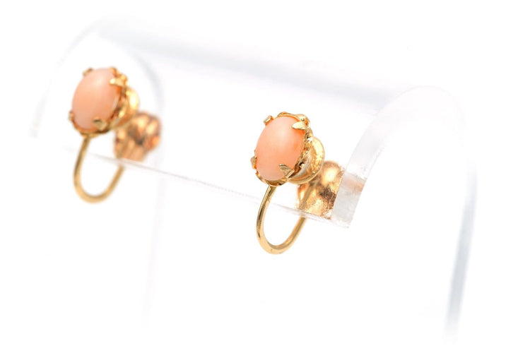 Boucles d'oreilles contemporaines en or jaune 14 carats et corail 58 Facettes 20547