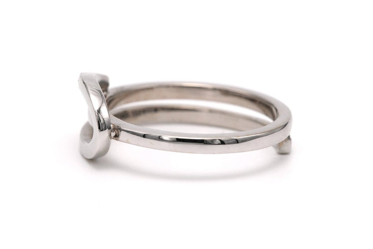 54 Bague contemporaine en or blanc et diamants taille brillant 58 Facettes B755