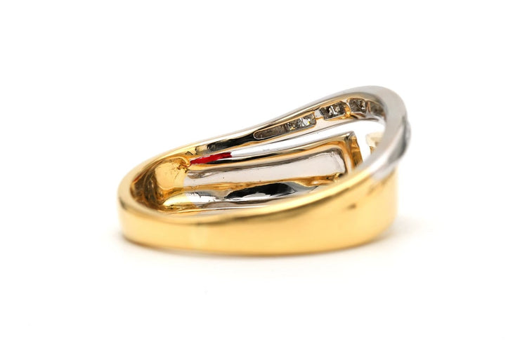 55 Bague contemporaine en or jaune et blanc 18 carats, diamants 58 Facettes B816