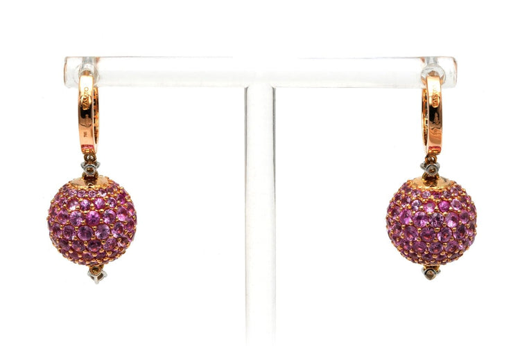 Boucles d'oreilles contemporaines en or rose, saphirs roses et diamants 58 Facettes 23540