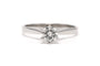 52 Bague contemporaine en or blanc et diamant 58 Facettes 23721