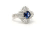 48 Bague contemporaine en platine, saphir et diamants baguette 58 Facettes DEP-BORK