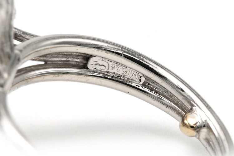 48 Bague contemporaine en platine, saphir et diamants baguette 58 Facettes DEP-BORK