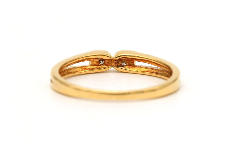 52 Bague contemporaine en or jaune 18 carats et diamants 58 Facettes 23829
