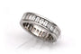 52 Alliance américaine contemporaine en or blanc et diamants baguette 58 Facettes 23831