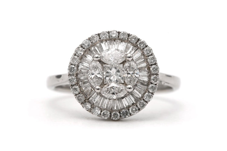 59 Bague contemporaine en or blanc 18 carats et diamants 1,22 ct 58 Facettes 23827