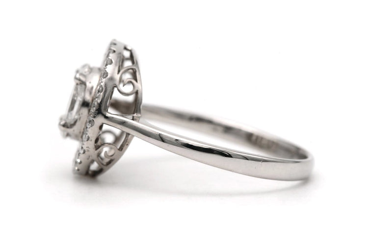 59 Bague contemporaine en or blanc 18 carats et diamants 1,22 ct 58 Facettes 23827