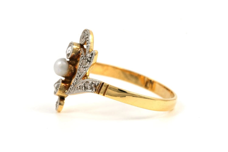 54 Art Nouveau - Bague en or jaune avec perle et diamants 58 Facettes B883