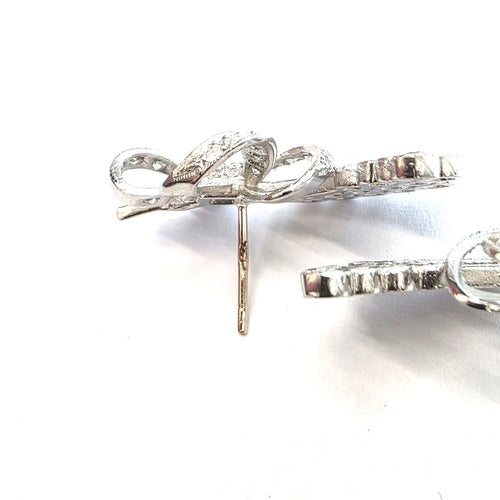 Boucles d'oreilles en platine avec diamants 58 Facettes 225/26 G