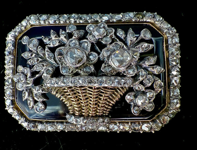 Napoléon III - Broche en or jaune, argent, émail et diamants 58 Facettes Broche 3