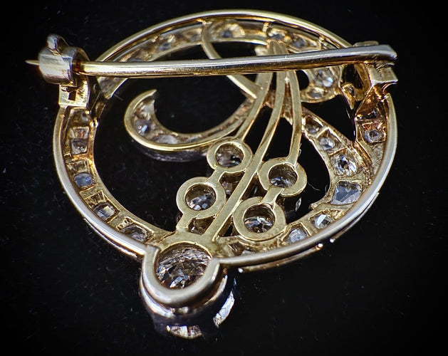 Broche en or blanc et jaune 18 carats et diamants 58 Facettes Broche 4