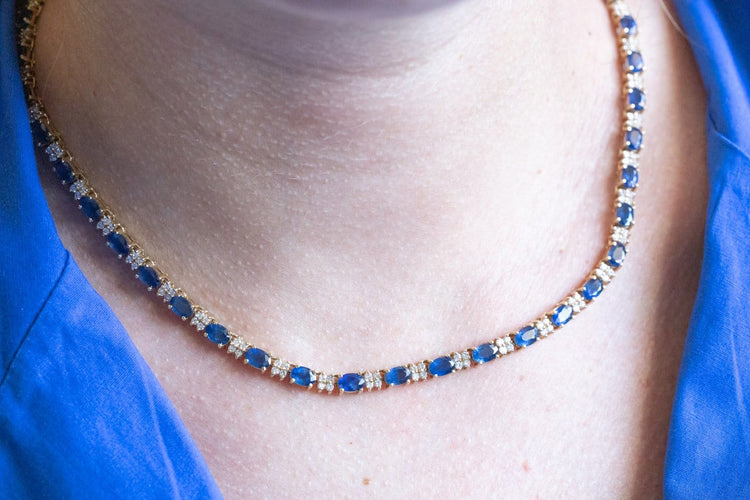 Collier en or jaune et blanc, saphirs et diamants 58 Facettes NN1