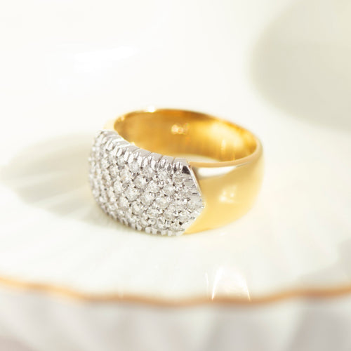 60 Bague large en or jaune 585 avec diamants 58 Facettes HJ062619