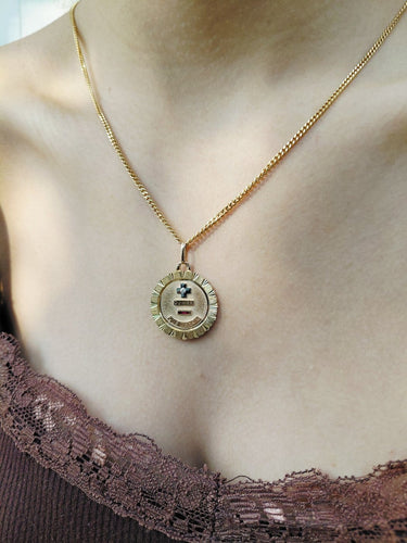 Augis - Pendentif médaille en or jaune et rose, diamant et rubis 58 Facettes 1808939