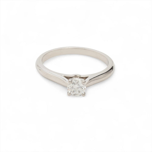 47 Cartier 1895 - Bague solitaire en platine et diamant 58 Facettes Cartier