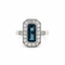 55 Bague rectangulaire en or blanc, topaze bleue et diamants 58 Facettes 50497