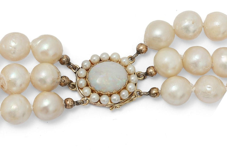 Collier ancien trois rangs en or avec perles et opale 58 Facettes 12108