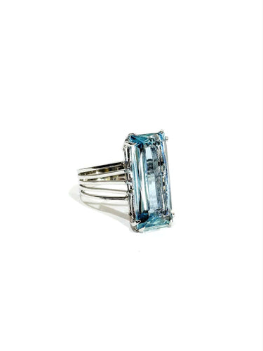49.5 Bague en or blanc 18 carats et aiguë-marine 58 Facettes 1810616