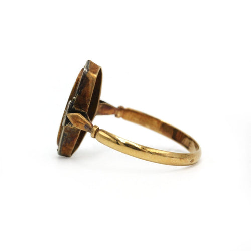 56 Bague en or jaune et émail de Limoges 58 Facettes 260214R