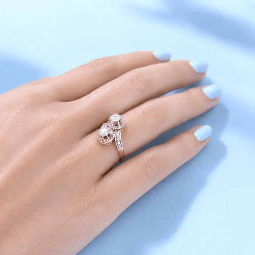 54 Bague toi et moi vintage en or 18K deux tons et diamants 58 Facettes 1795
