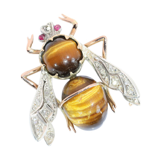 Charming Interbellum Bee Brooch, ca. 1930, with Tiger’s Eye and Diamonds 58 Facettes 26050-0106