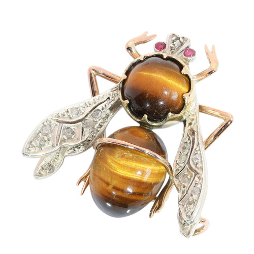 Charming Interbellum Bee Brooch, ca. 1930, with Tiger’s Eye and Diamonds 58 Facettes 26050-0106