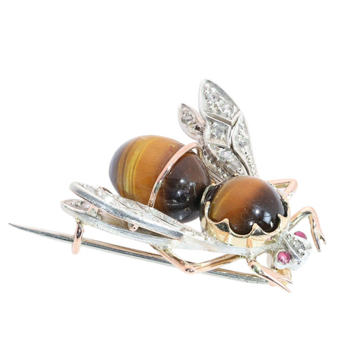 Charming Interbellum Bee Brooch, ca. 1930, with Tiger’s Eye and Diamonds 58 Facettes 26050-0106