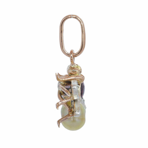 Victorien - Pendentif insecte en or rouge, argent, diamants et perle 58 Facettes 26079-0303