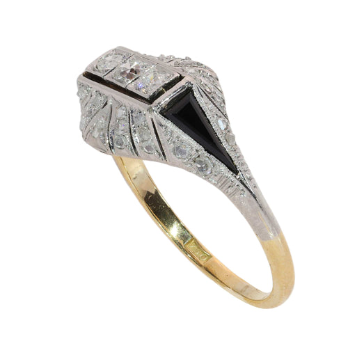 52 Art déco - Bague en or jaune, platine, diamants et onyx 58 Facettes 26085-0110