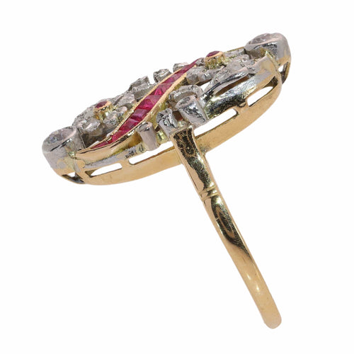 56 Bague florale ajourée en or jaune, diamants et rubis synthétiques 58 Facettes 26089-0315