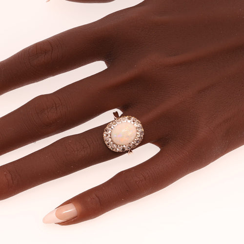57 Bague victorienne tardive en or rouge, opale et diamants 58 Facettes 26089-0321