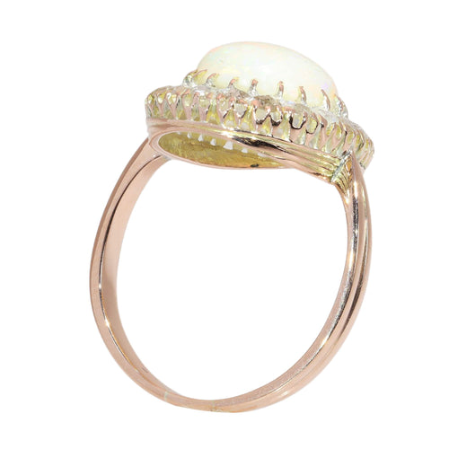 57 Bague victorienne tardive en or rouge, opale et diamants 58 Facettes 26089-0321
