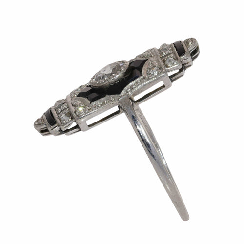 50 Art déco - Bague en or blanc, diamants et onyx 58 Facettes 26089-0350
