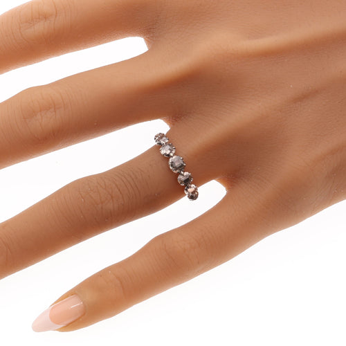 56 Bague vers 1650 en or jaune, argent et diamants 58 Facettes 26089-0394