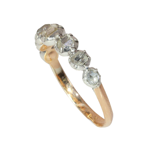 56 Bague vers 1650 en or jaune, argent et diamants 58 Facettes 26089-0394