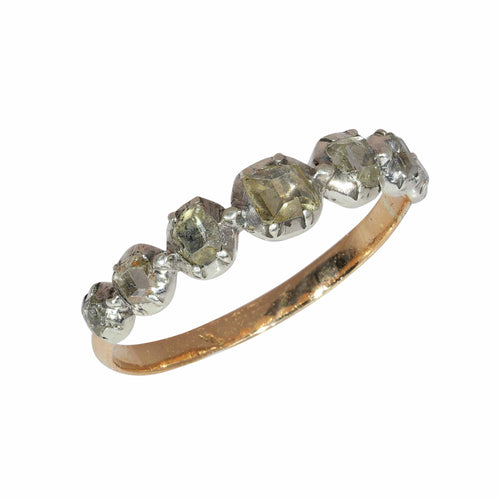 56 Bague vers 1650 en or jaune, argent et diamants 58 Facettes 26089-0394