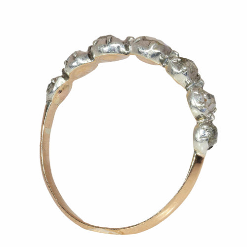 56 Bague vers 1650 en or jaune, argent et diamants 58 Facettes 26089-0394