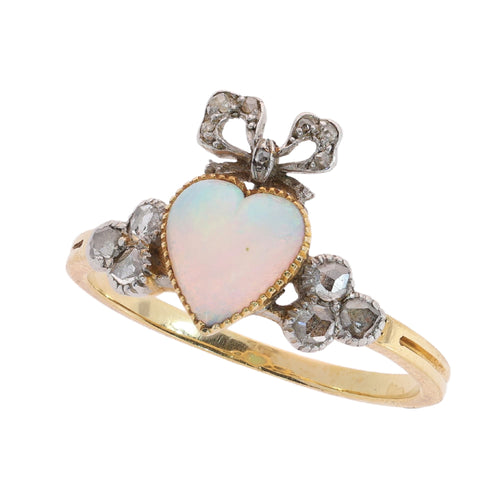50 Belle Époque - Bague cœur en or jaune, opale et diamants 58 Facettes 26090-0194