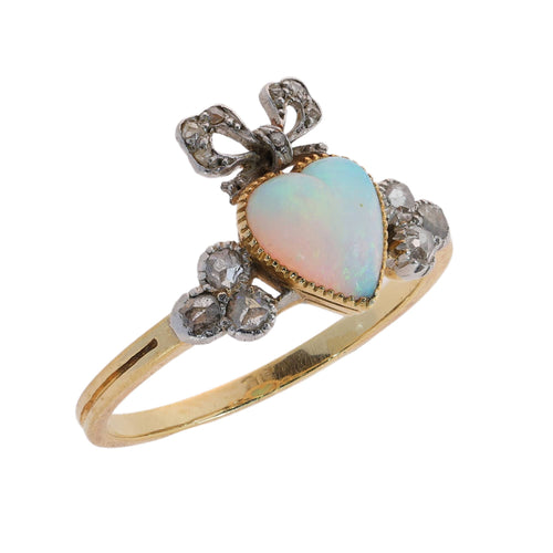 50 Belle Époque - Bague cœur en or jaune, opale et diamants 58 Facettes 26090-0194
