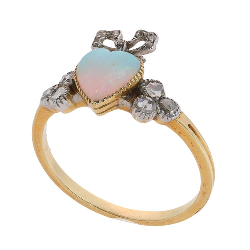 50 Belle Époque - Bague cœur en or jaune, opale et diamants 58 Facettes 26090-0194