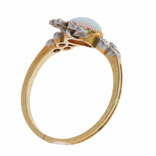 50 Belle Époque - Bague cœur en or jaune, opale et diamants 58 Facettes 26090-0194