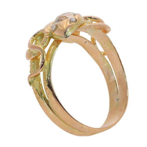 60 Bague serpents victorienne en or jaune, diamant, rubis et perles 58 Facettes 26106-0268