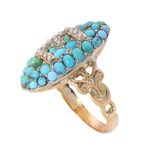 55 Bague victorienne lettre E en or jaune, turquoises et perles 58 Facettes 26106-0420