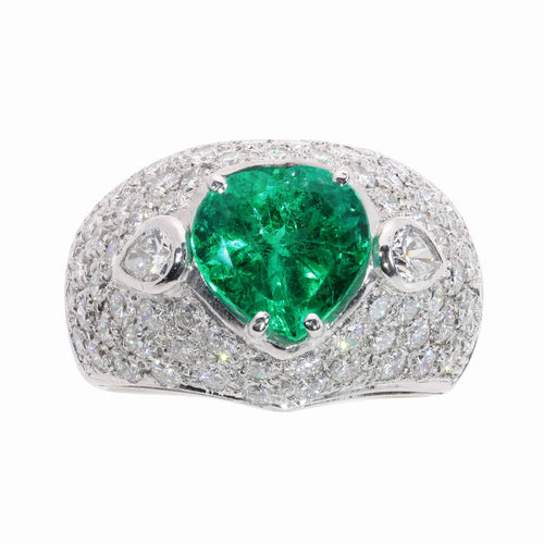 59 Bague vintage en or blanc, émeraude colombienne cœur et diamants 58 Facettes 26155-0108