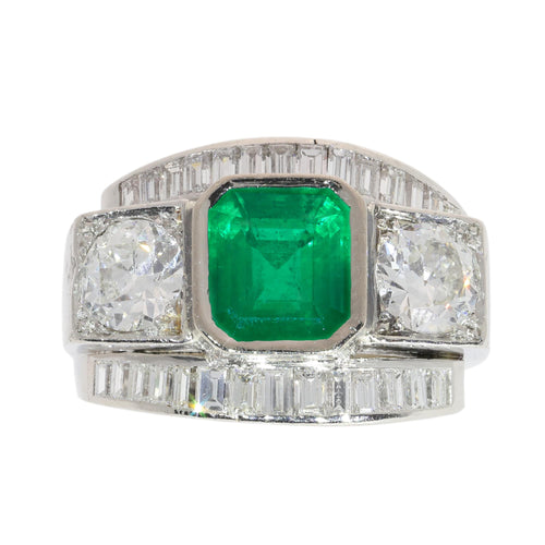55 Bague en platine avec émeraude et diamants 58 Facettes 26155-0112