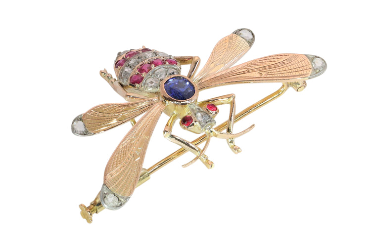 Broche victorienne abeille en or rouge, argent, rubis, diamants et saphir 58 Facettes 26182-0183