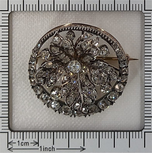 Broche feuille victorienne en or rouge, argent et diamants, vers 1870 58 Facettes 26182-0219