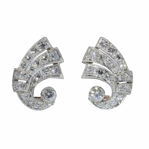Années 1950 - Boucles d'oreilles clips en platine, or blanc 18K et diamants 58 Facettes 26229-0099